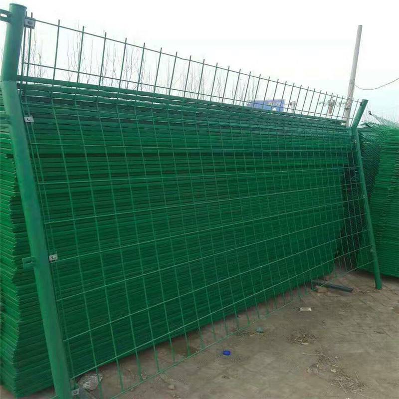 构建坚固防线 框架护栏网在现代防护工程中的核心价值与应用指南