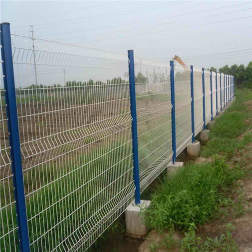 生态园护栏网与声控LED旋律灯电路设计